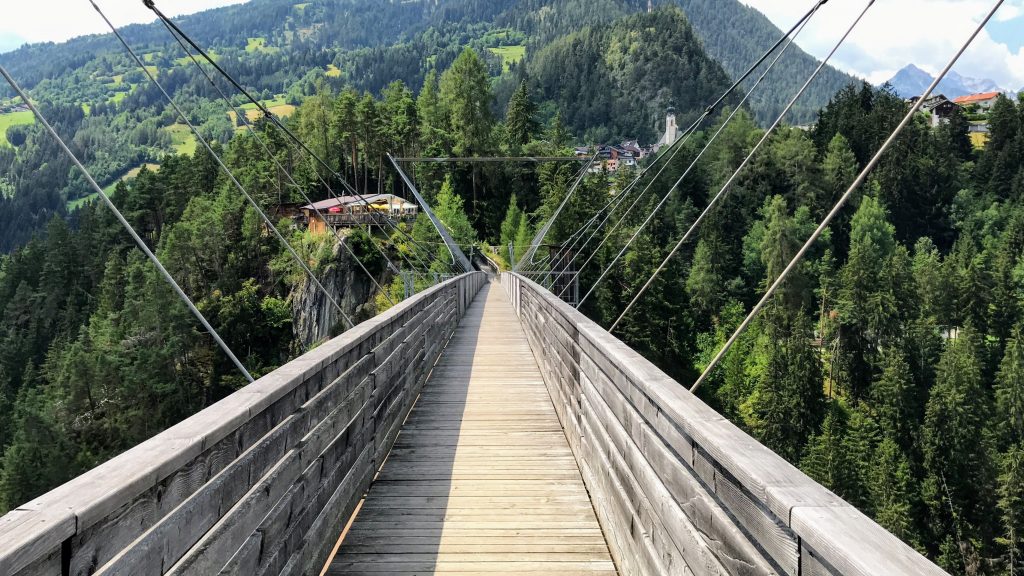 Benni Raich-Brücke hangbrug bungee springen