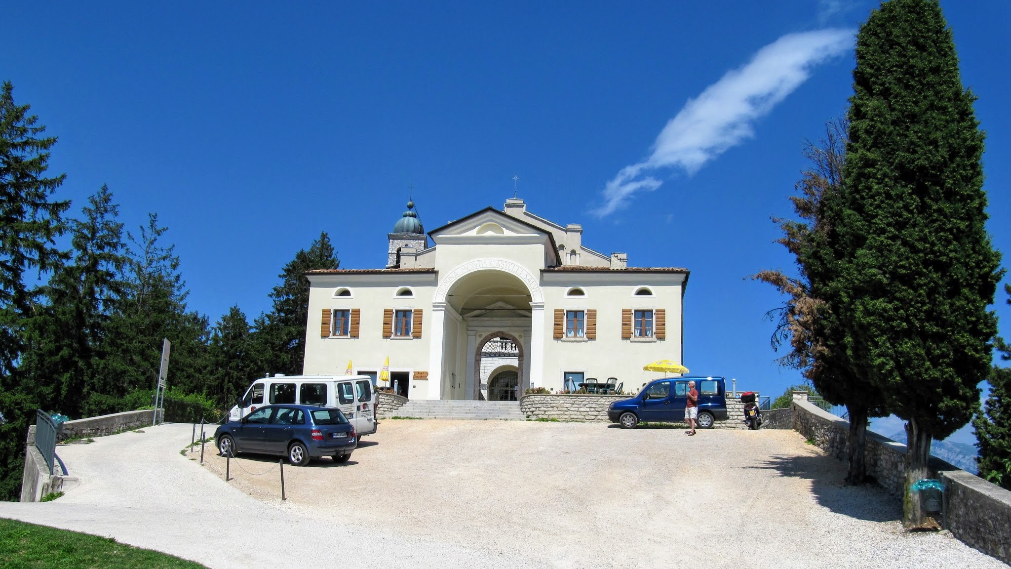 Santuario di Montecastello