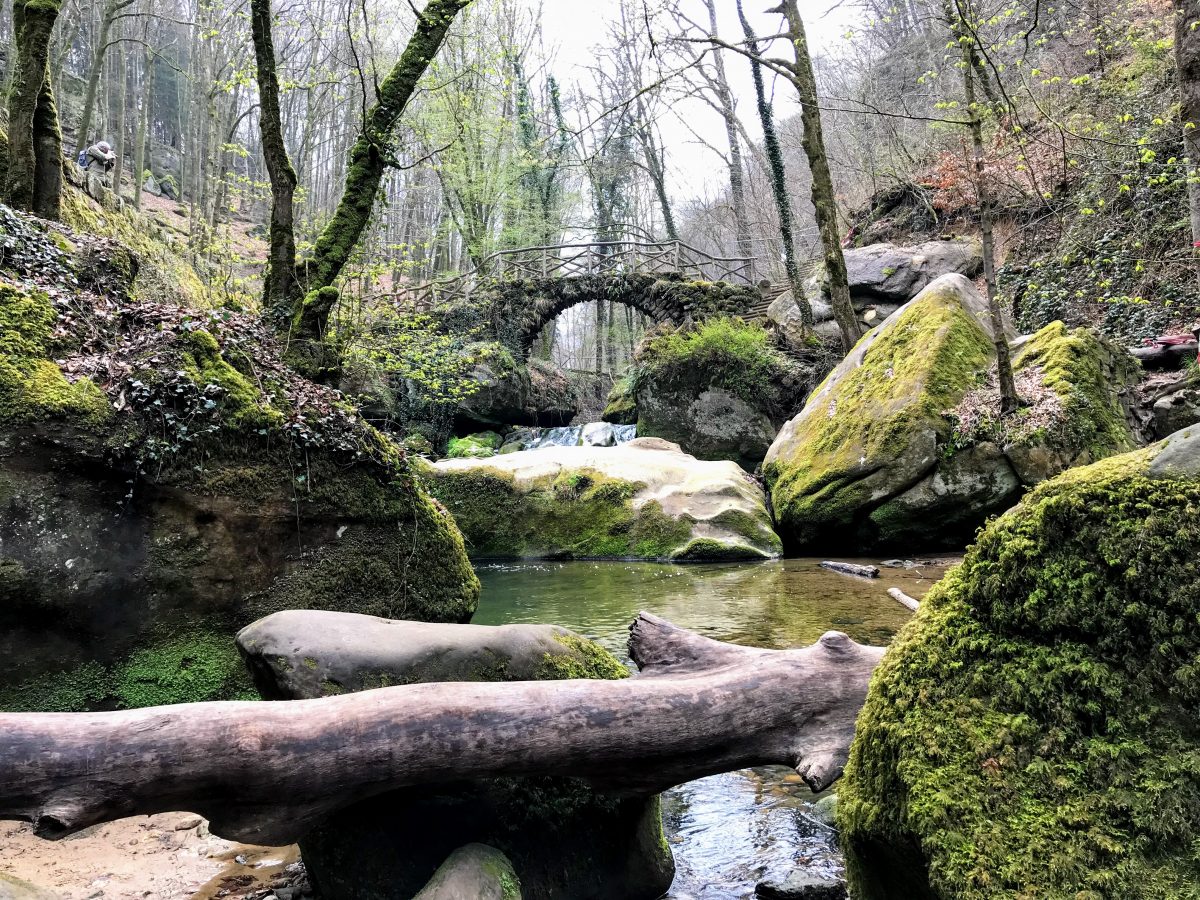 Brug over de Schiessentümpel waterval