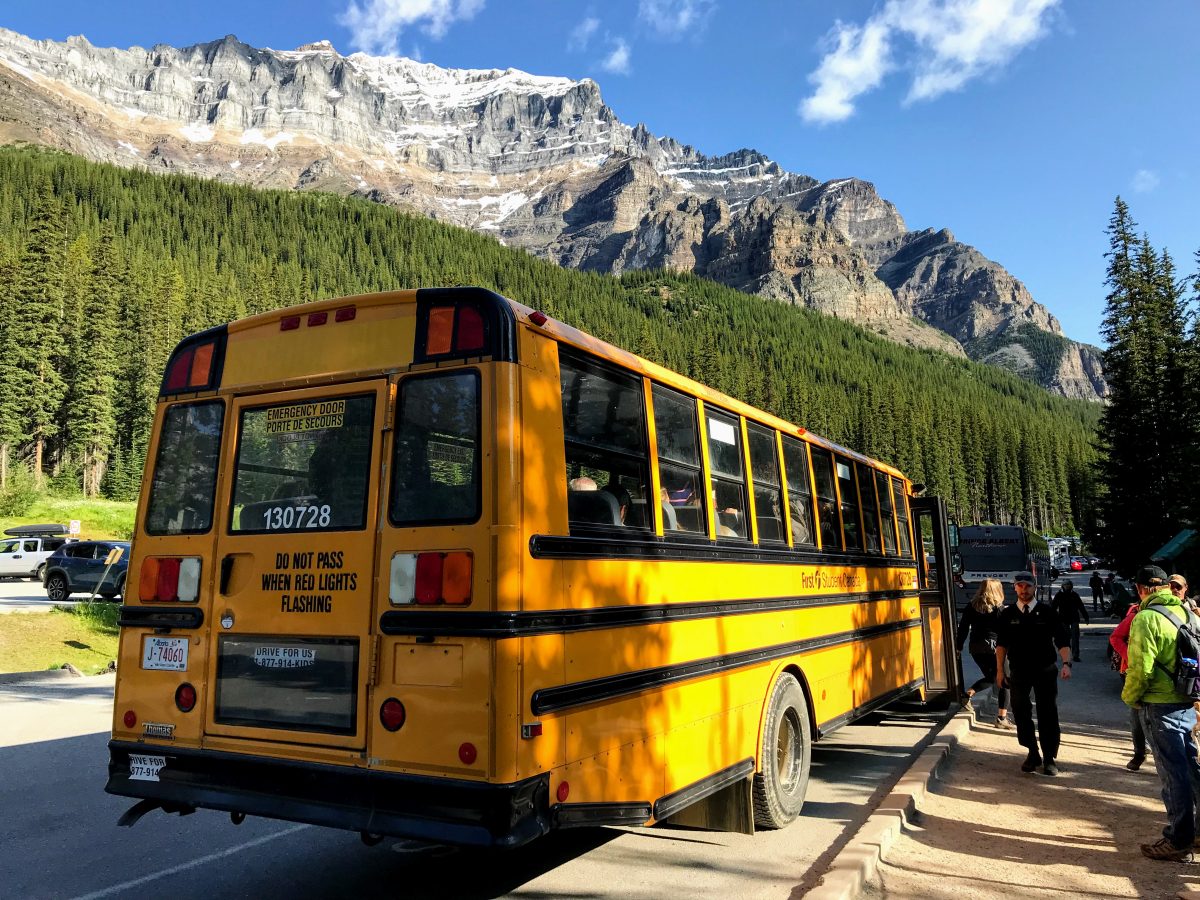 Lake Moraine Shuttle Bus