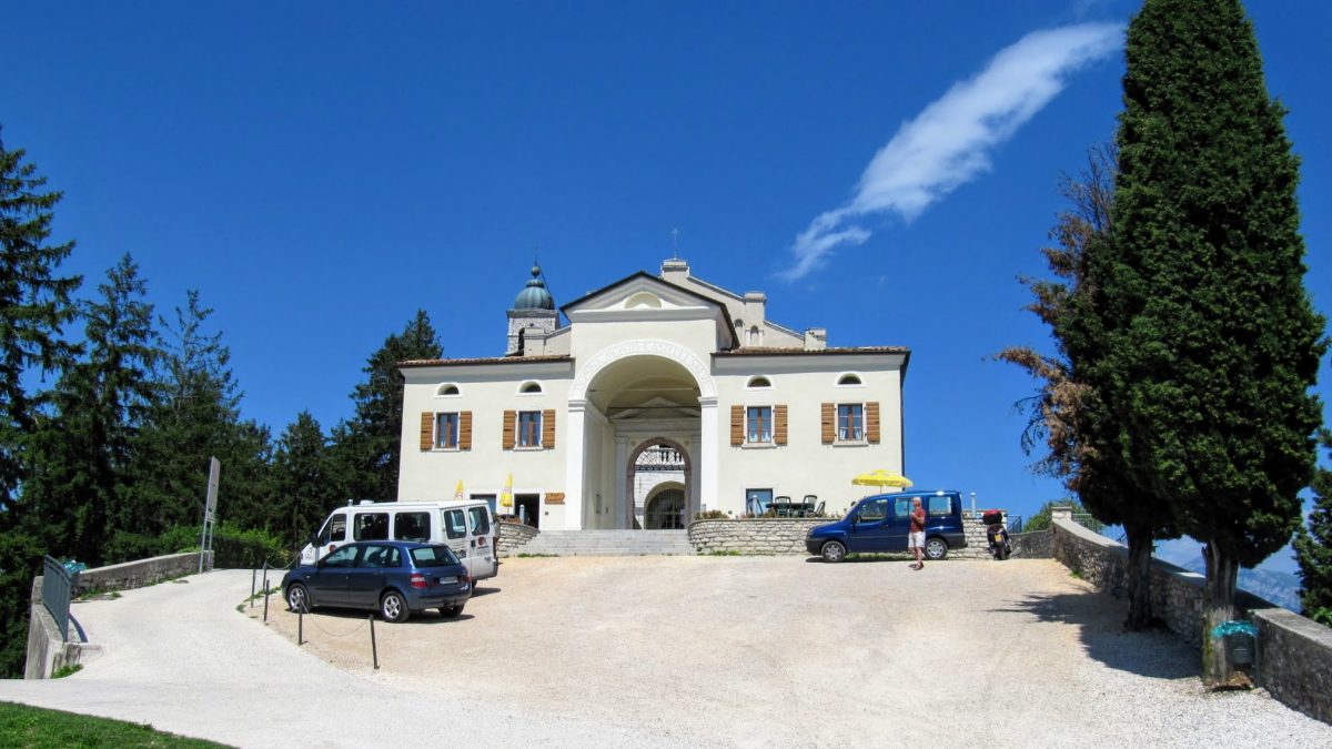 Santuario di Montecastello