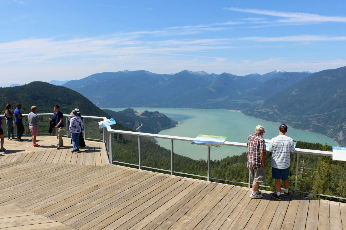 Uitzicht vanaf de Summit Lodge in Canada