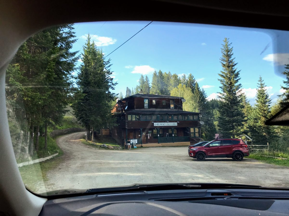 Helmcken Falls Lodge