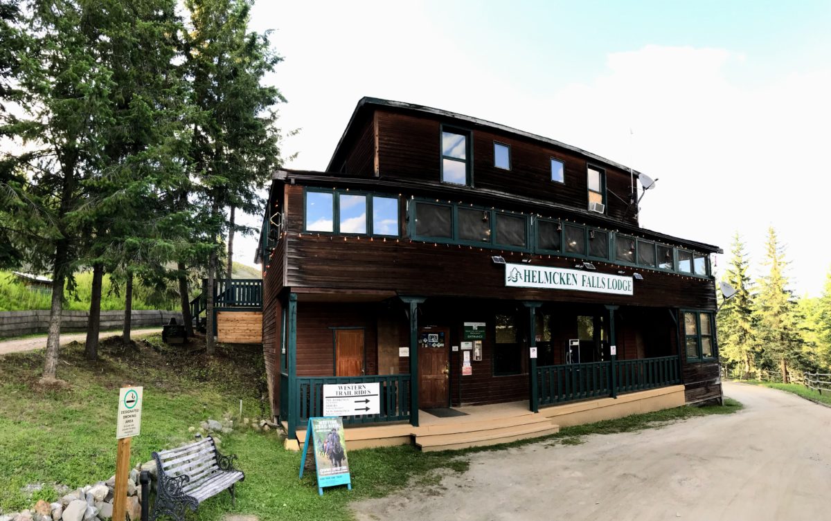 Helmcken Falls Lodge breakfast