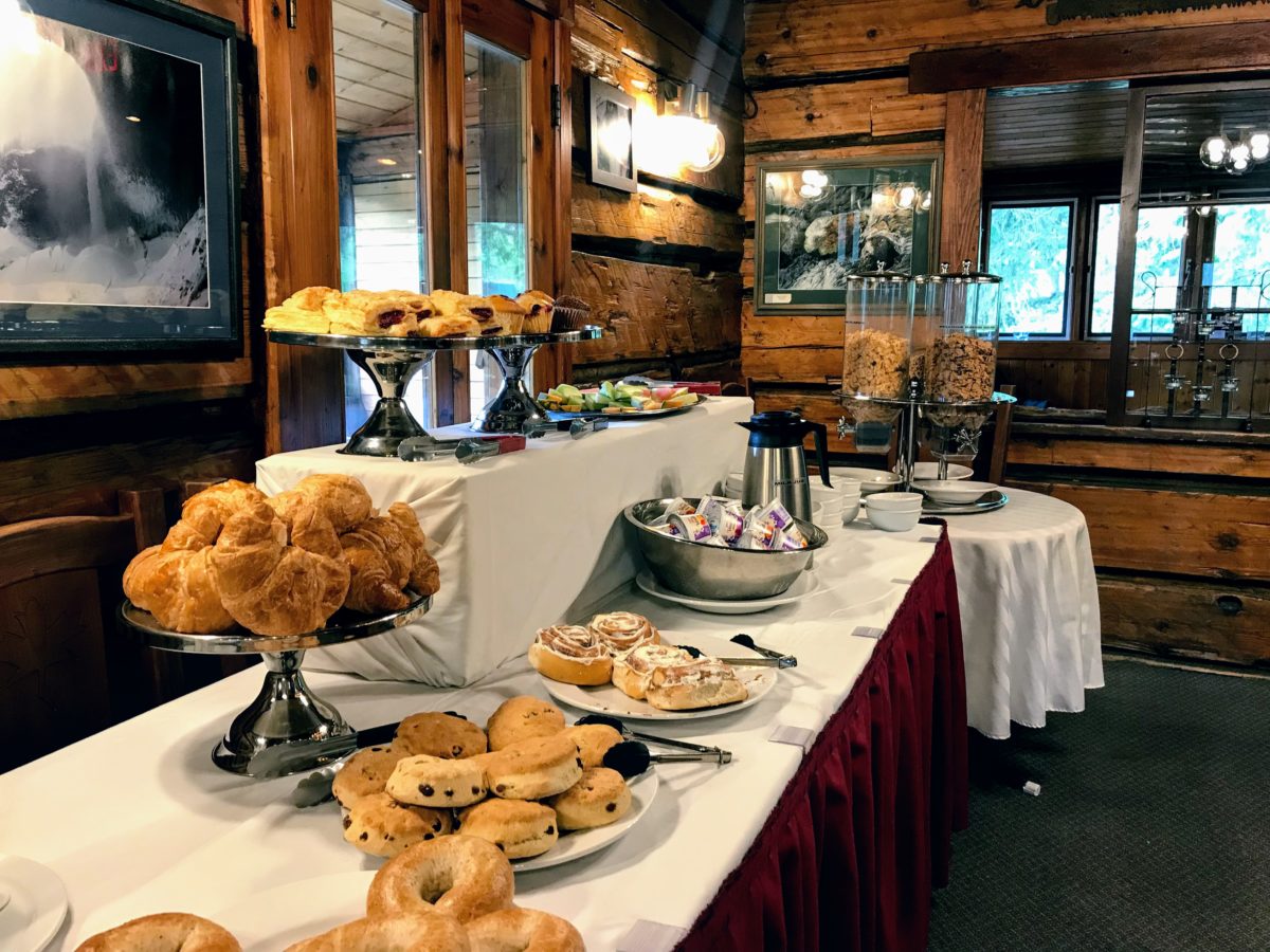 Helmcken Falls Lodge breakfast