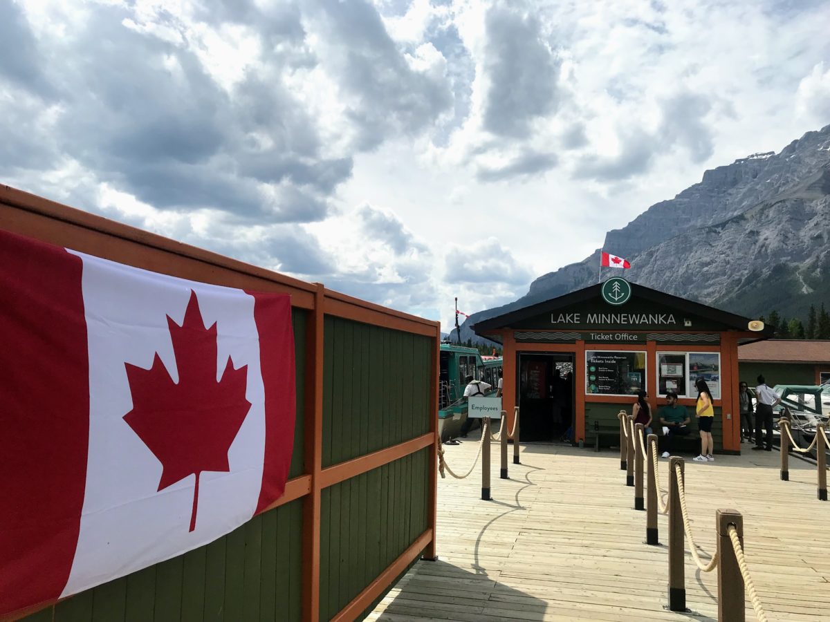 Lake Minnewanka ticket office