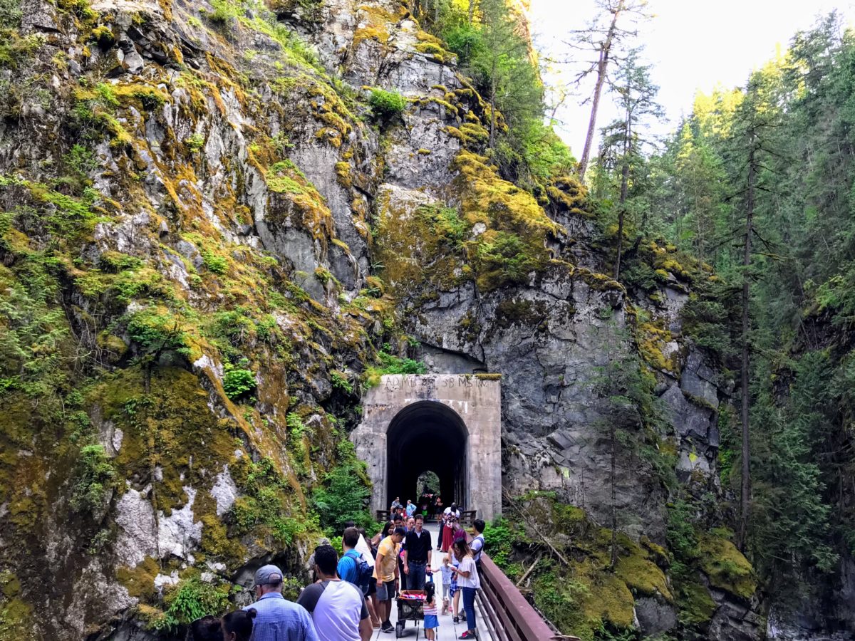 Othello Tunnels