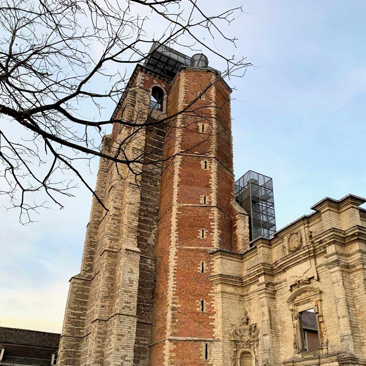 Uitkijktorens in België - abdijtoren Sint-Truiden